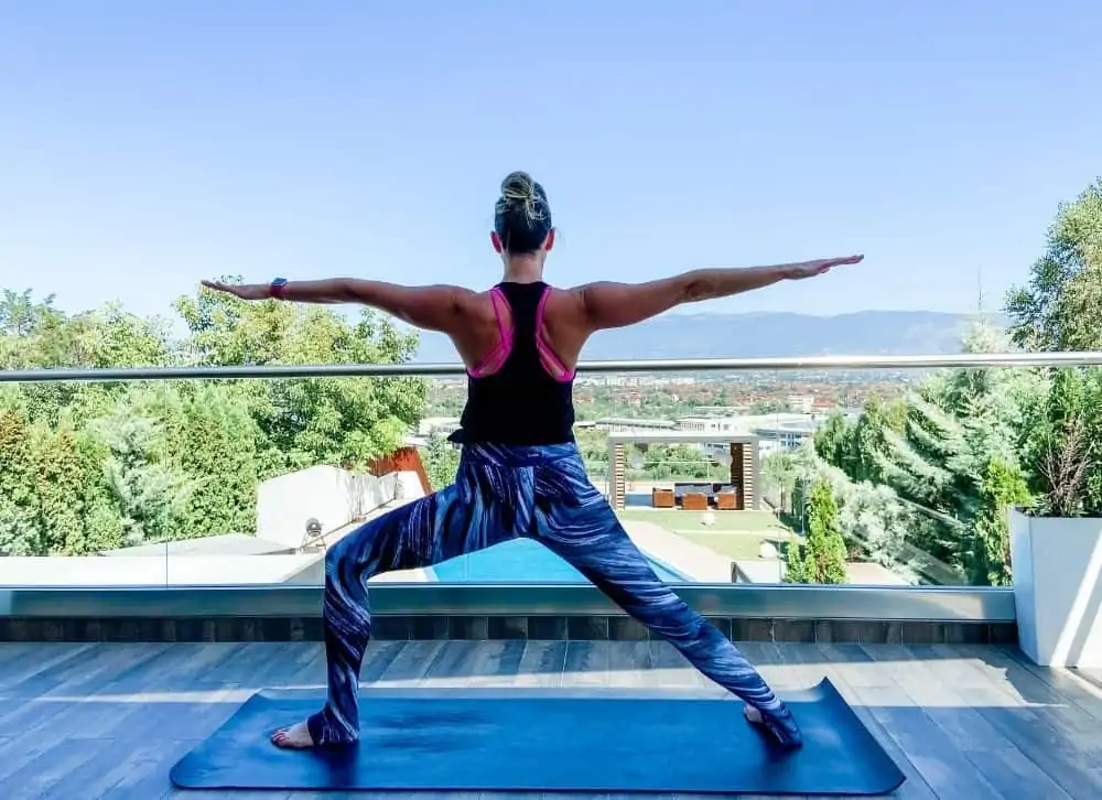 Clever Yoga Liquid Balance Mat Review - EMPOWER YOURWELLNESS